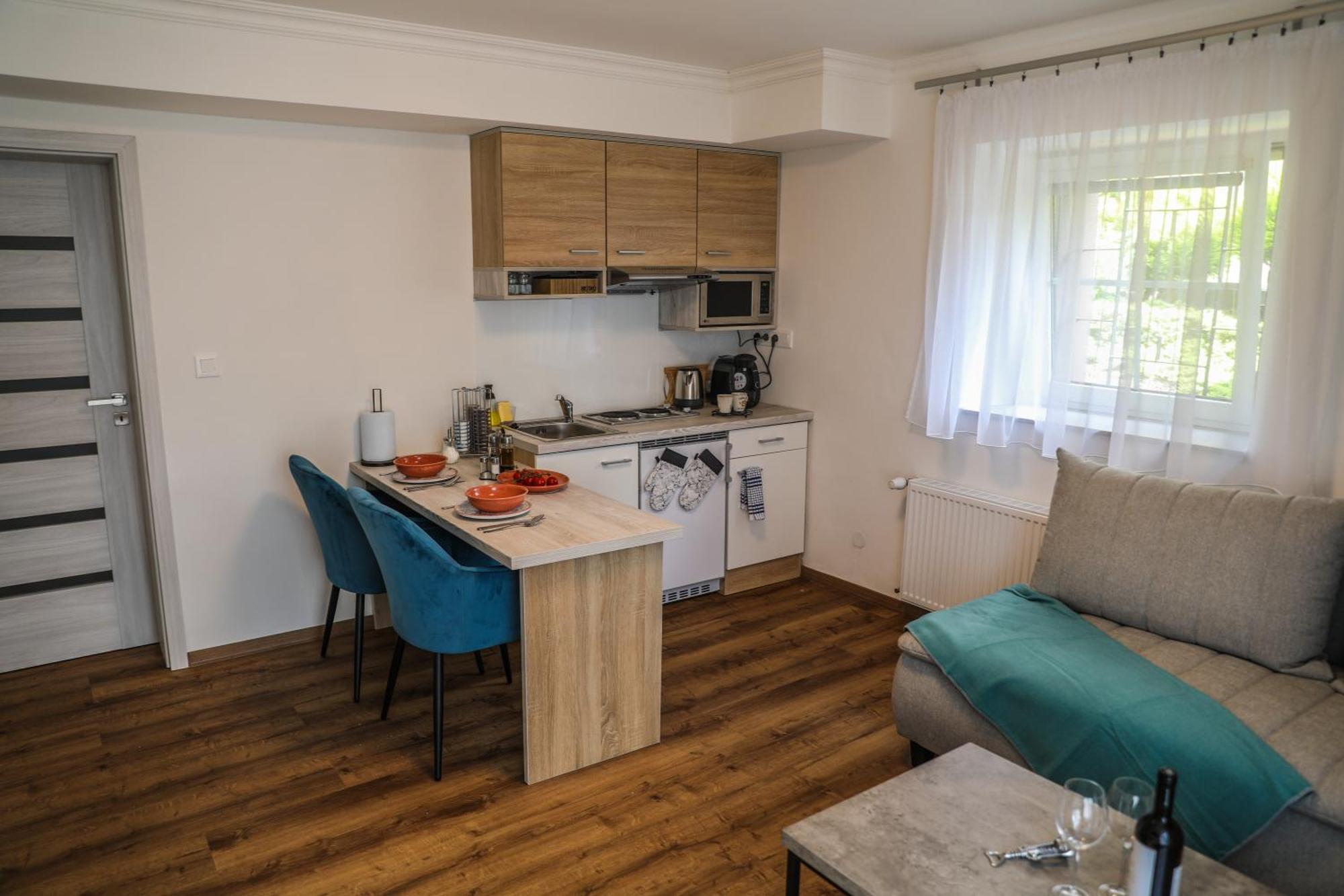 Apartment Irma Karlovy Vary Eksteriør billede